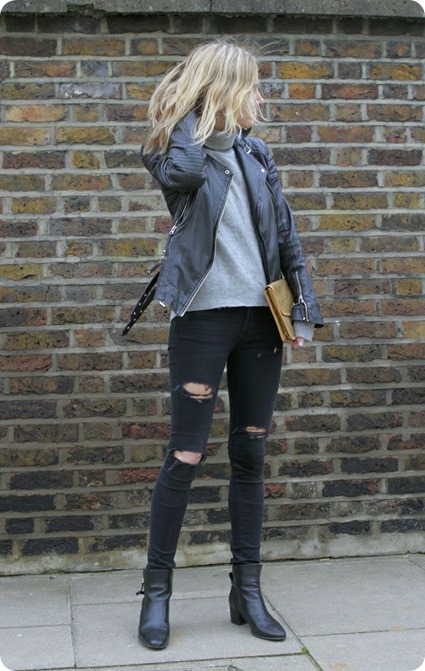 distressed black skinnies