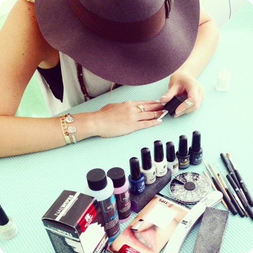 Red Carpet Manicure / Jessi Green