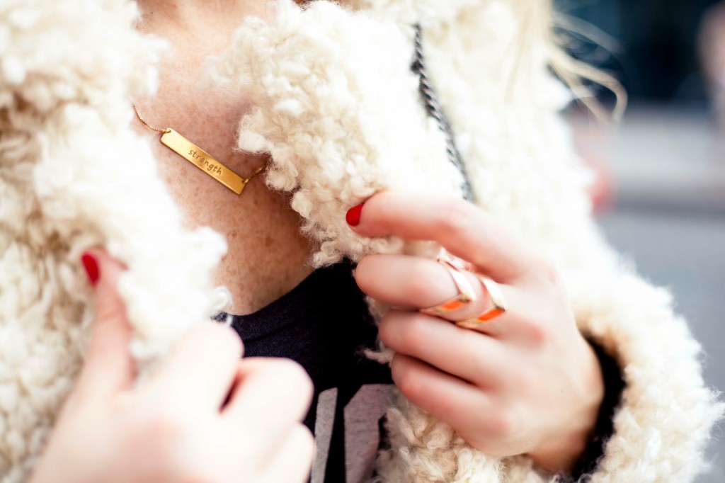 shaggy chic || speakable necklace || girl meets life.