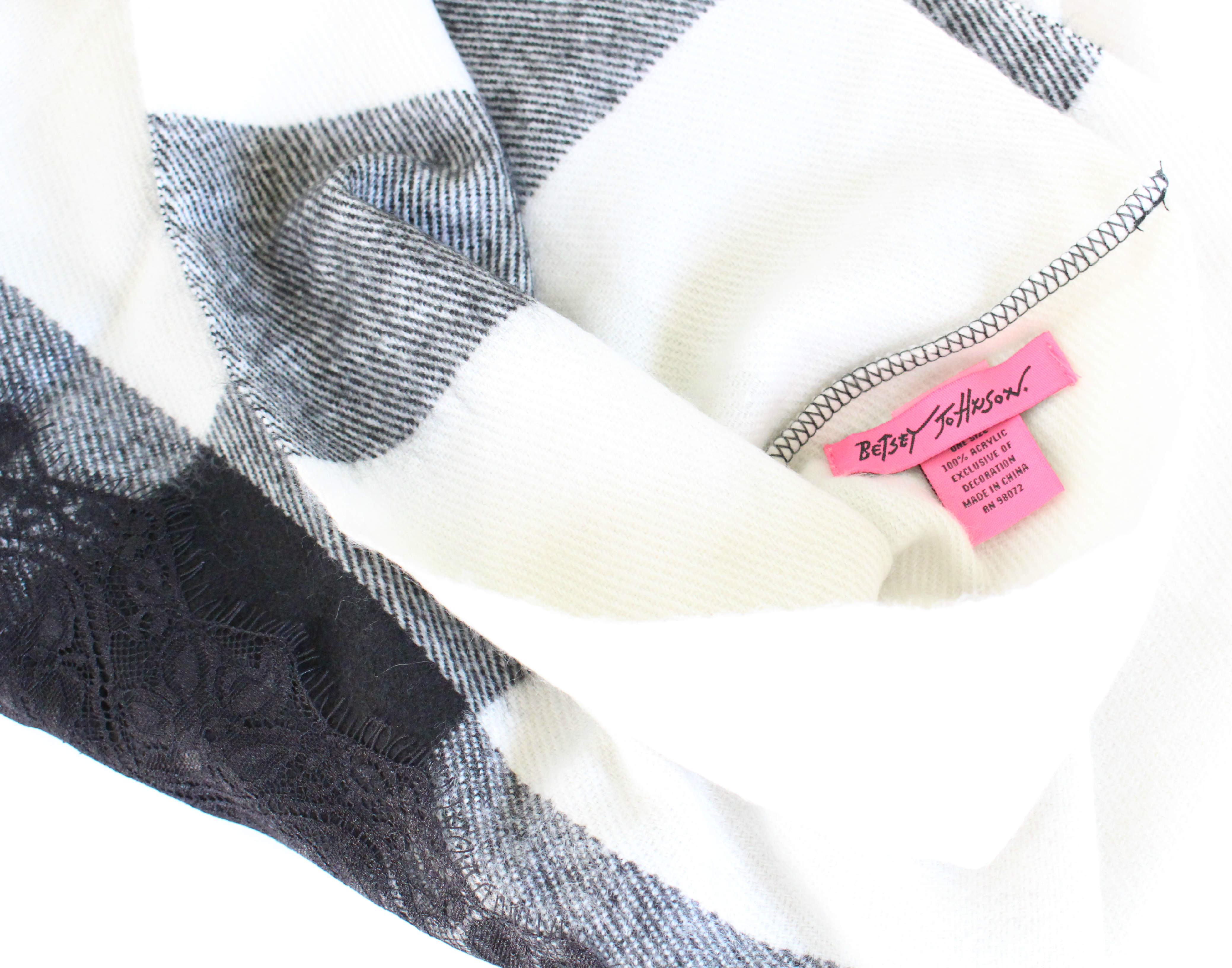 Betsy Johnson black and white scarf