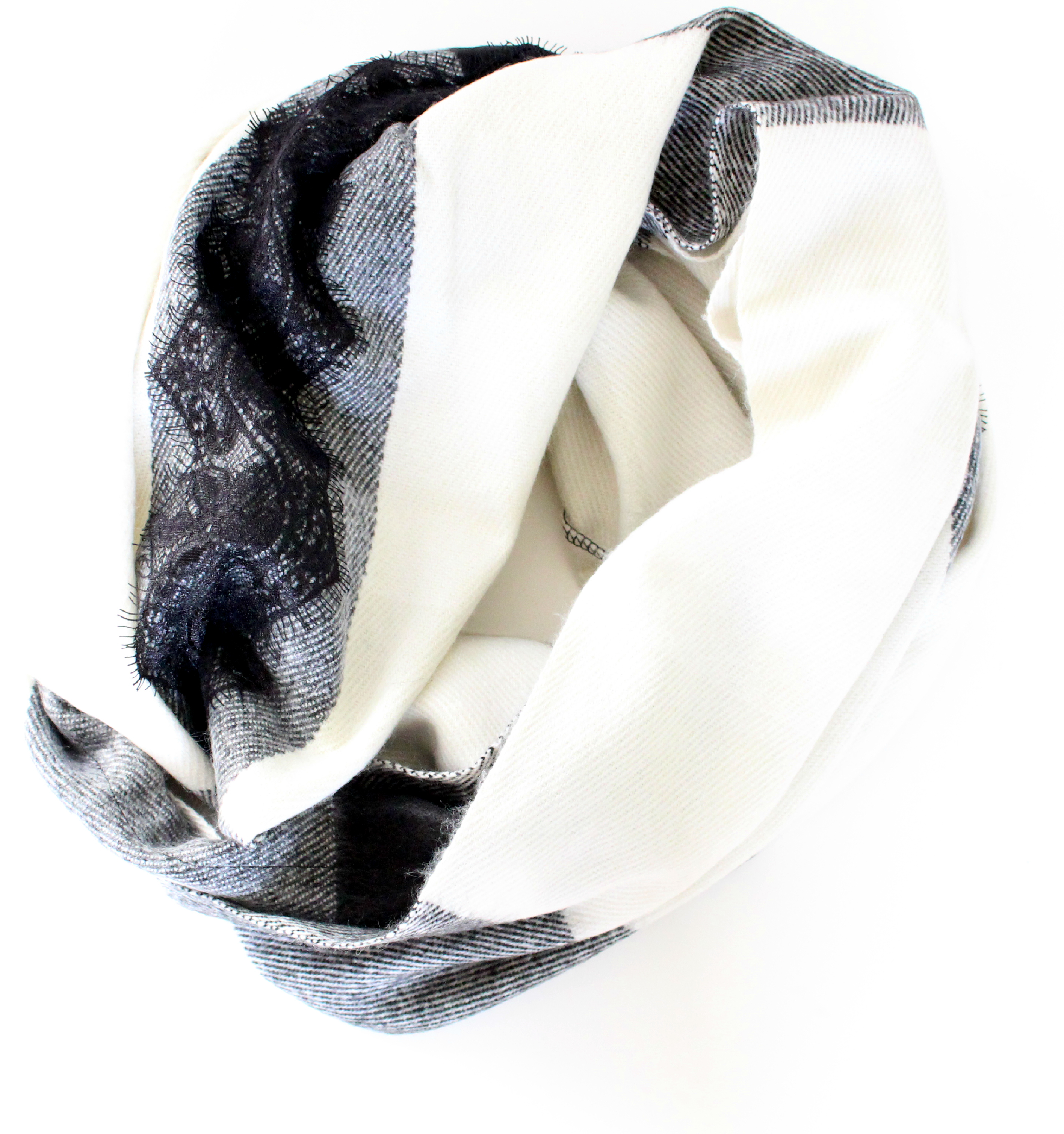 Betsy Johnson black and white scarf